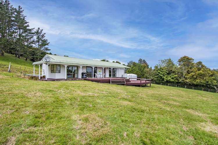 111 Snooks Road Maungatapere_17