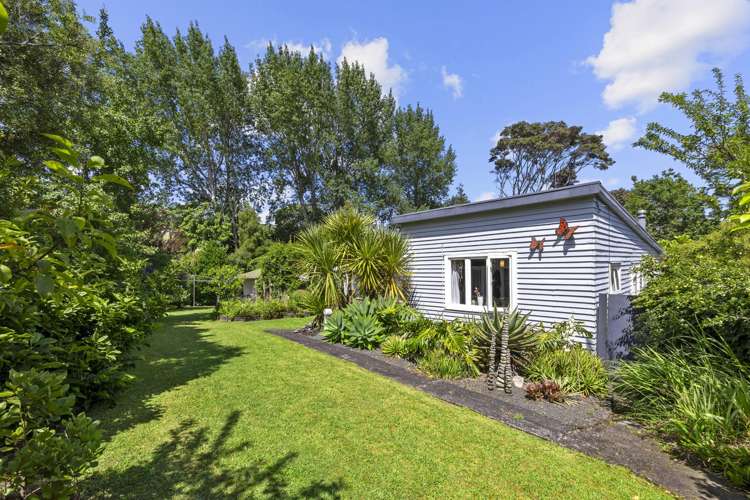 16/18 Lorenzen Bay Road Raglan_25