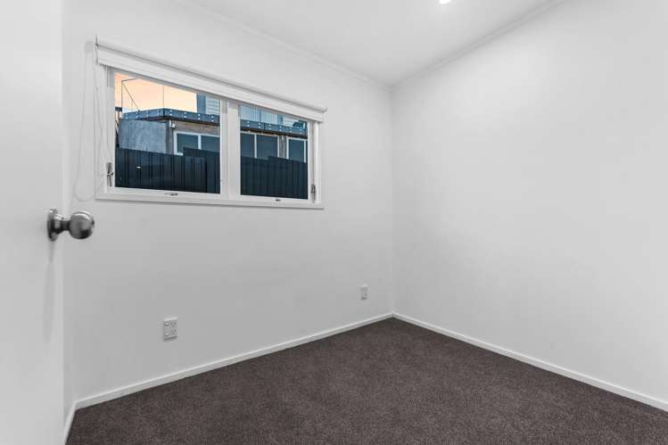 2/44 Waimumu Road Massey_10