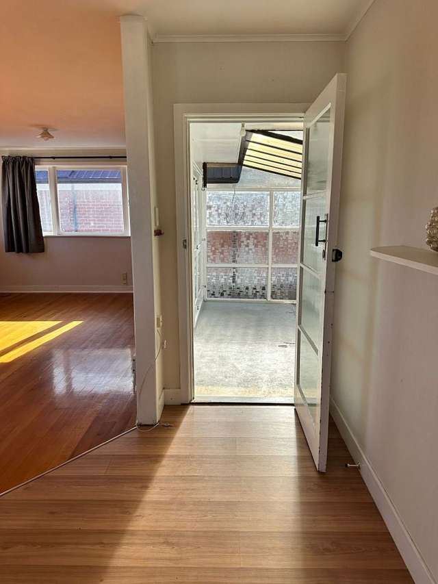 16 Ellis Avenue Mount Roskill_3