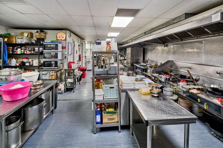 190 High Street Hutt Central_5