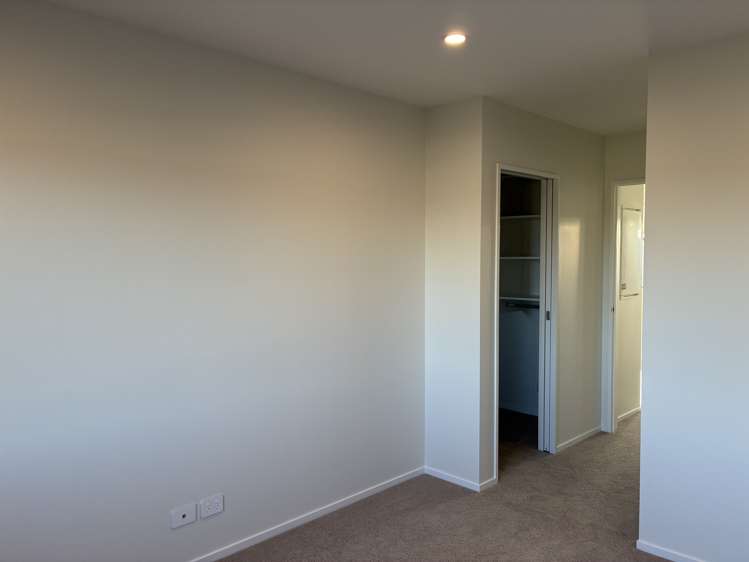 101 WAITUARUA DRIVE "Waiata Shores" Takanini_25