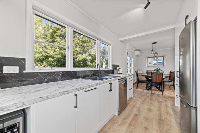 55 Roots Street East Feilding_2