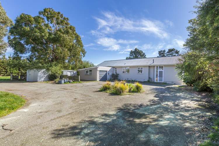 324 Brookside Road Burnham_17