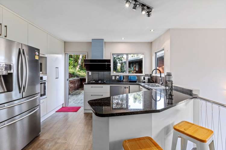 7a Stitchbird Close Murrays Bay_9