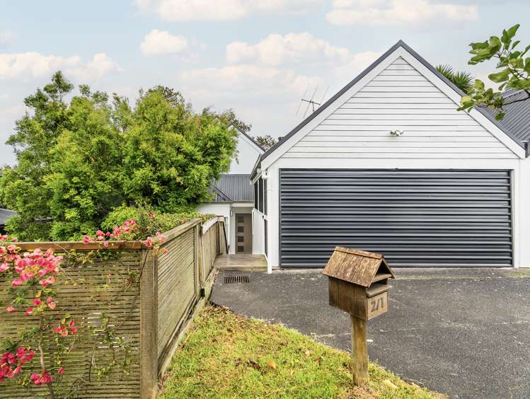 2/1 Valley Road Northcote_14