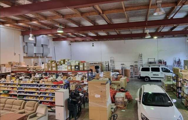 9-11G Rothwell Avenue Rosedale_4