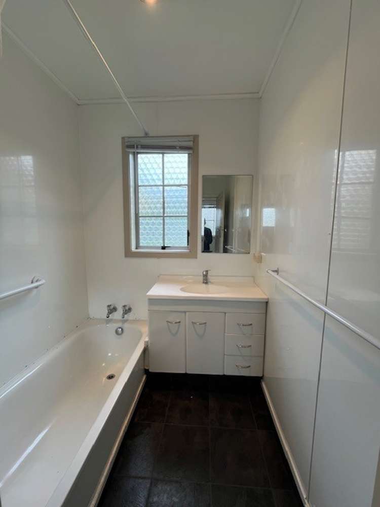 7 Seddon 10449_11