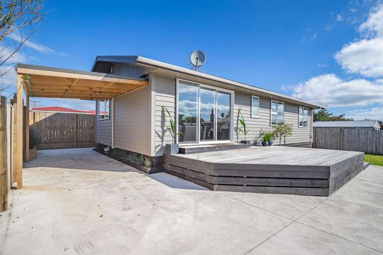 638 Queen Street, East Levin_14