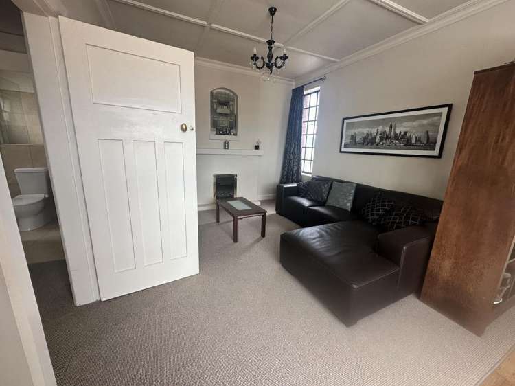 Flat 2, Level 2/62 High Street Burleigh_2