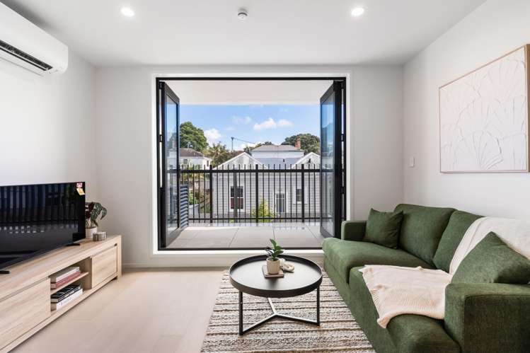78A & B/124 Taylors Road Mount Albert_12