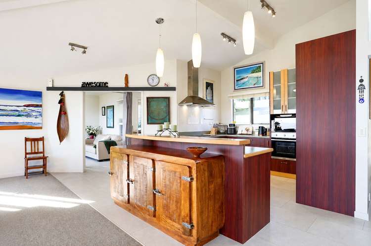 8 Naera Place Kawaha Point_2
