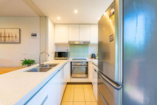 34 Hill View Crescent Highfield_1