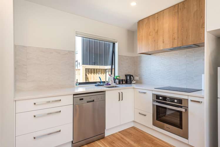 3/9 Marcroft Street Woolston_3