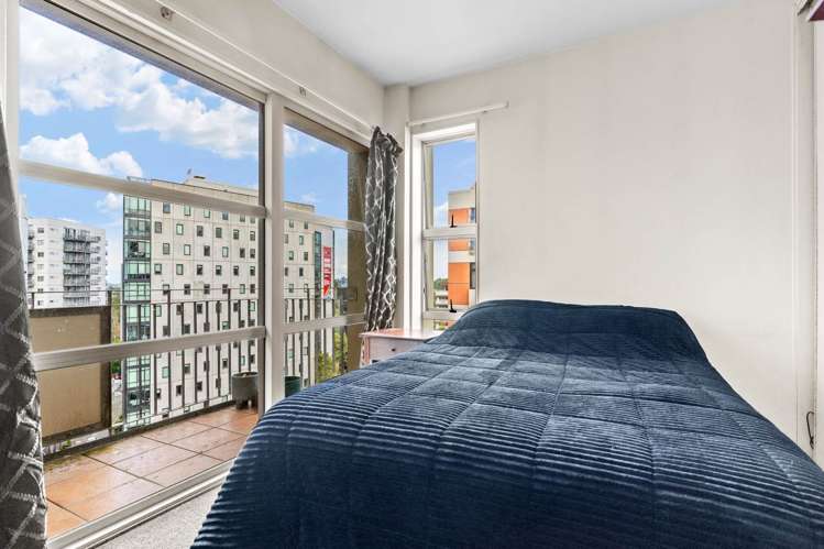 9H/82 Wakefield Street City Centre_5