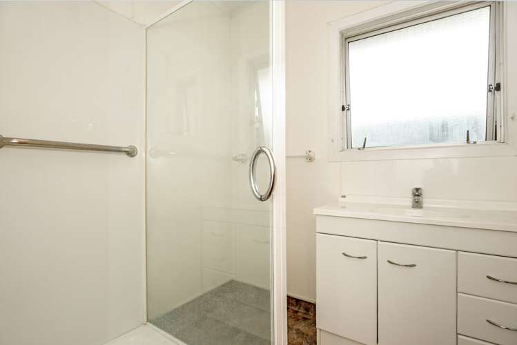 14 Parker Street Elgin_9