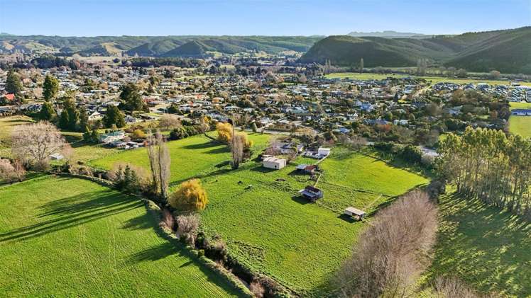 132 Whitby Road Wakefield_22