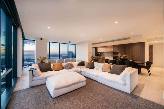 5203/10 Commerce Street City Centre_2