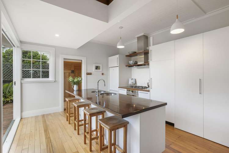 3 Rhodes Avenue Mount Albert_5