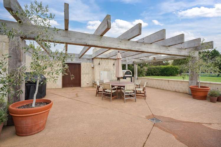 14 Oreti Road Otatara_19