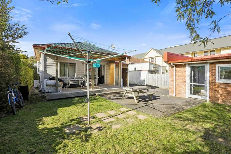 117 North Road North East Valley_16