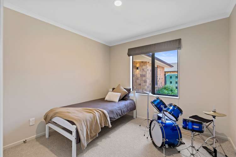 16 Coles Cove Papamoa_15