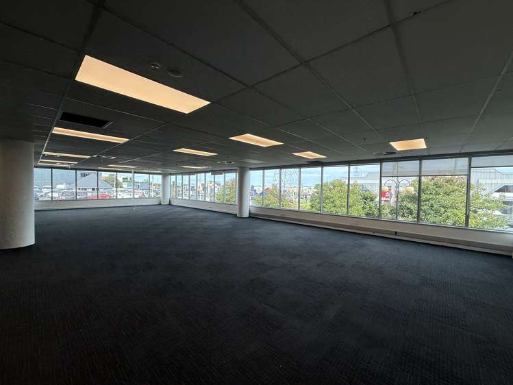 8 Gloucester Park Road Onehunga_1