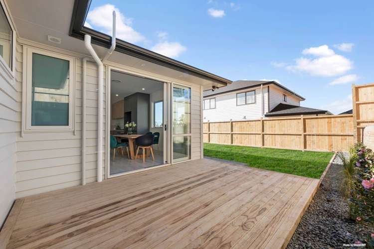 6 William Calvert Drive Swanson_14