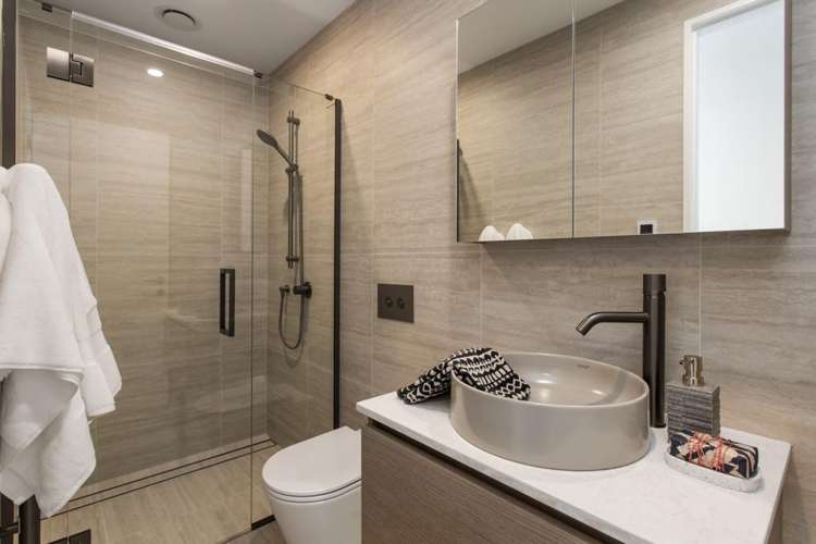 4/44 Winchester Street Merivale_10