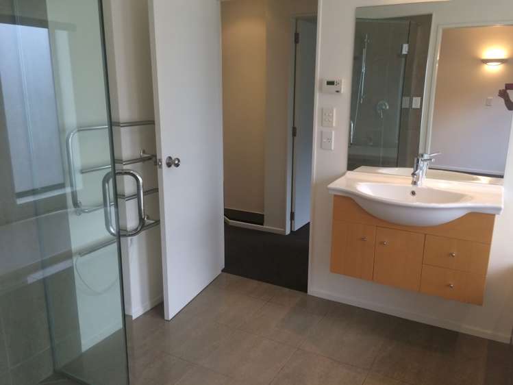 37 Oriental Parade Papamoa_14