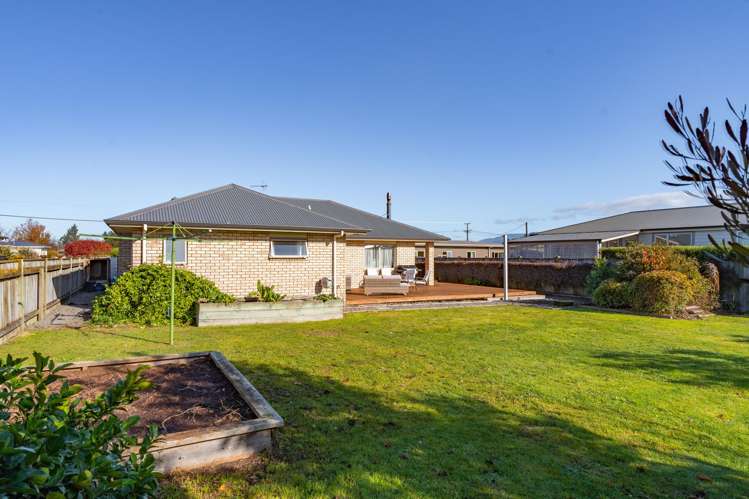 24 Charles Street Carterton_19