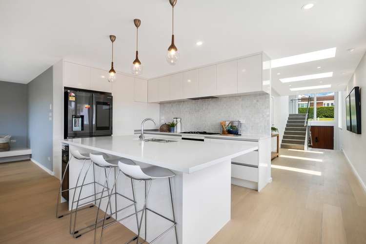 19 Scarboro Terrace Murrays Bay_8