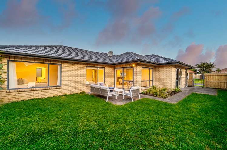 8 Ballybay Road East Tamaki_22