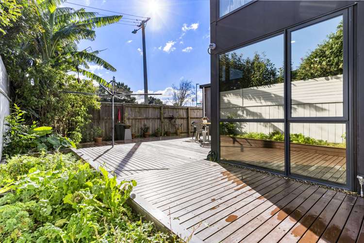 2 Te Aparangi Road Papakura_18