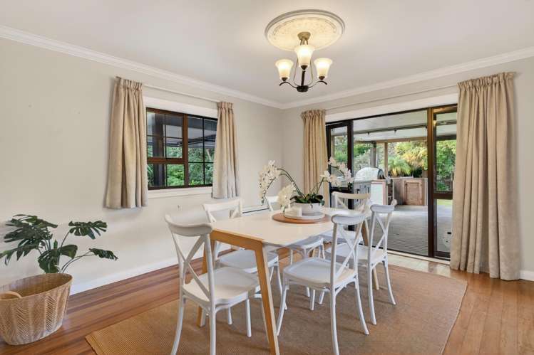 2 Memorial Drive Parahaki_10