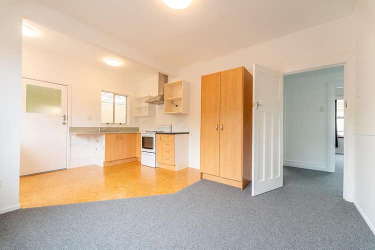 298 Thames Highway_4