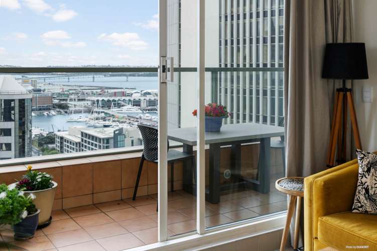 1701/8 Albert Street Auckland Central_5