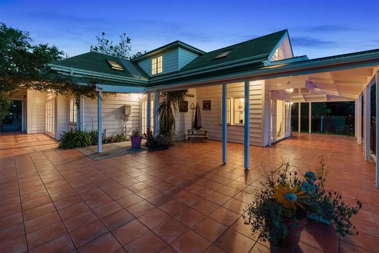 37 Pebble Brook Road Waitoki_23