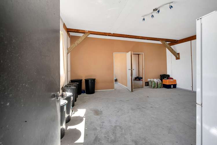 95 McLeods Road Sefton_19