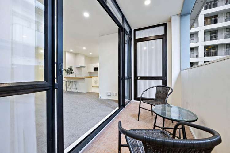 4B/105 Anzac Avenue_3