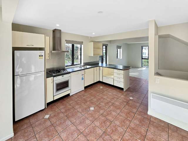 A/145 Ghuznee Street 2185_2