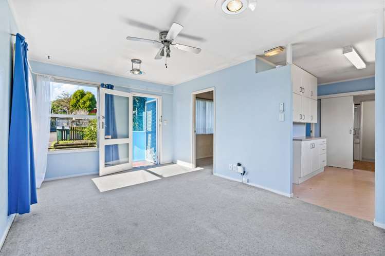 1/12 Cresta Avenue Beach Haven_8