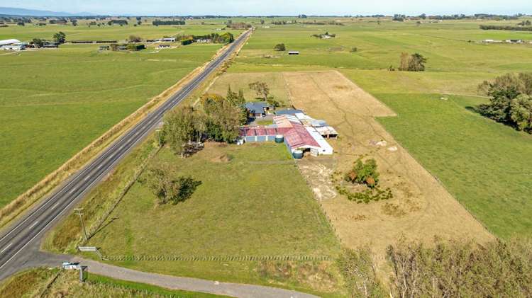 2453 State Highway 1 Rongotea_19