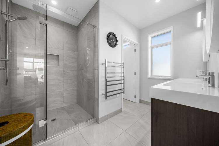 39 Headsail Drive Long Bay_21