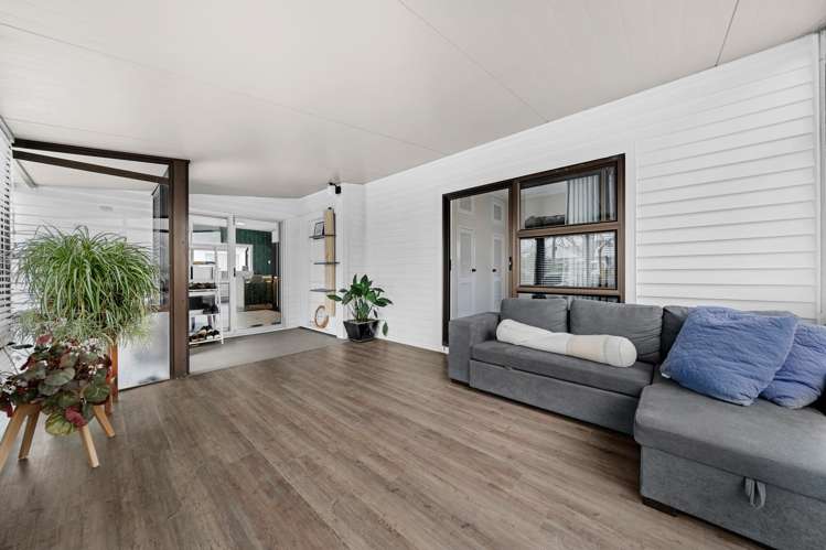 1/17 Kimpton Road_0