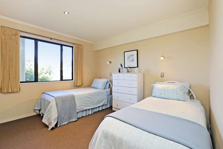 102 Kent Terrace Taradale_16