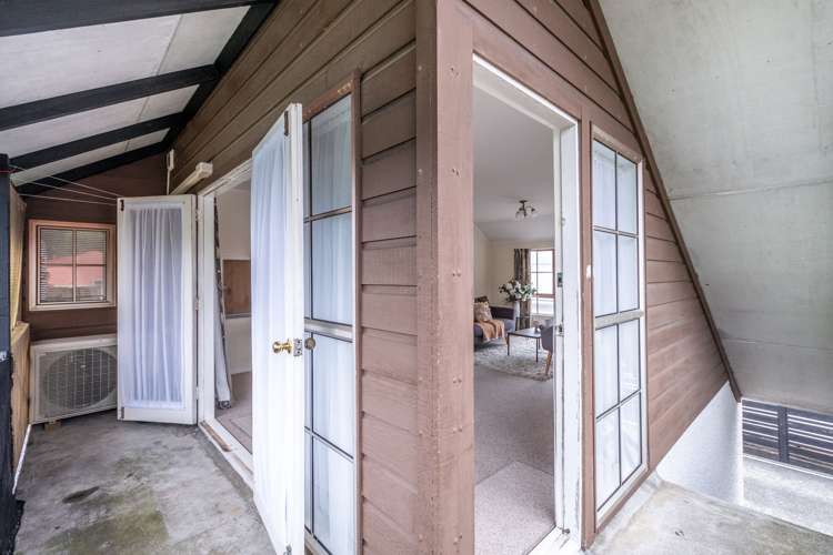 4b Earp Street Johnsonville_12