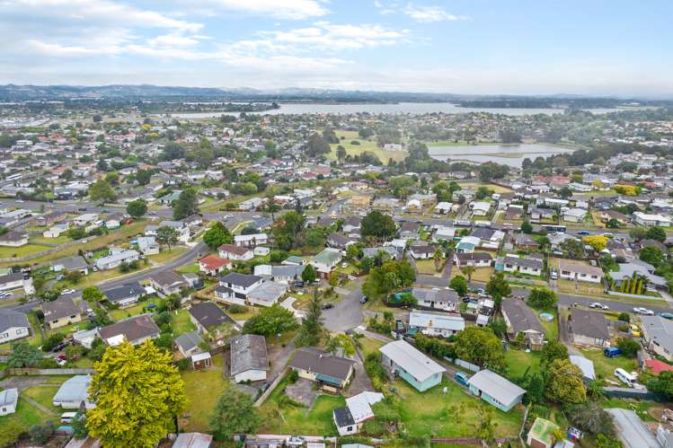 20 Astor Place Manurewa_23