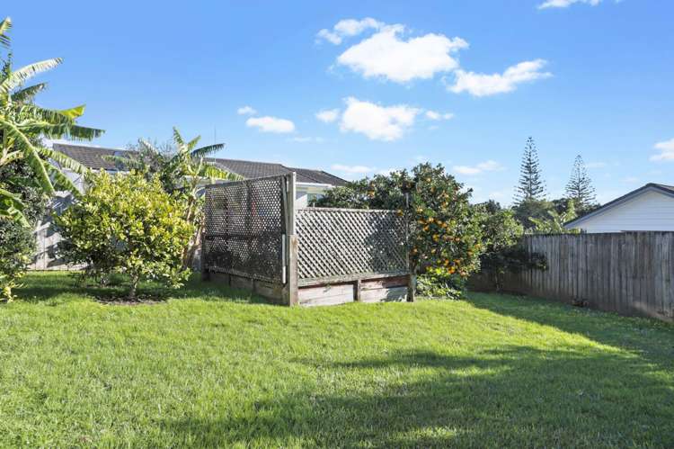 13 Karo Place Glendene_14