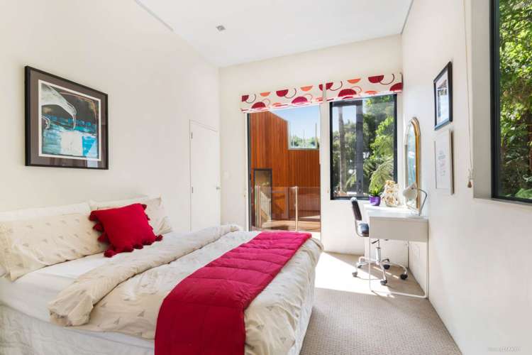 26a Seaview Avenue Northcote_11